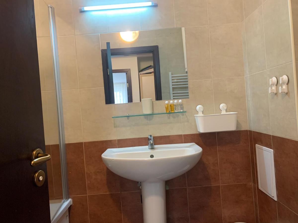 Stenata Huge Ski To Door Apartment Пампорово Екстериор снимка