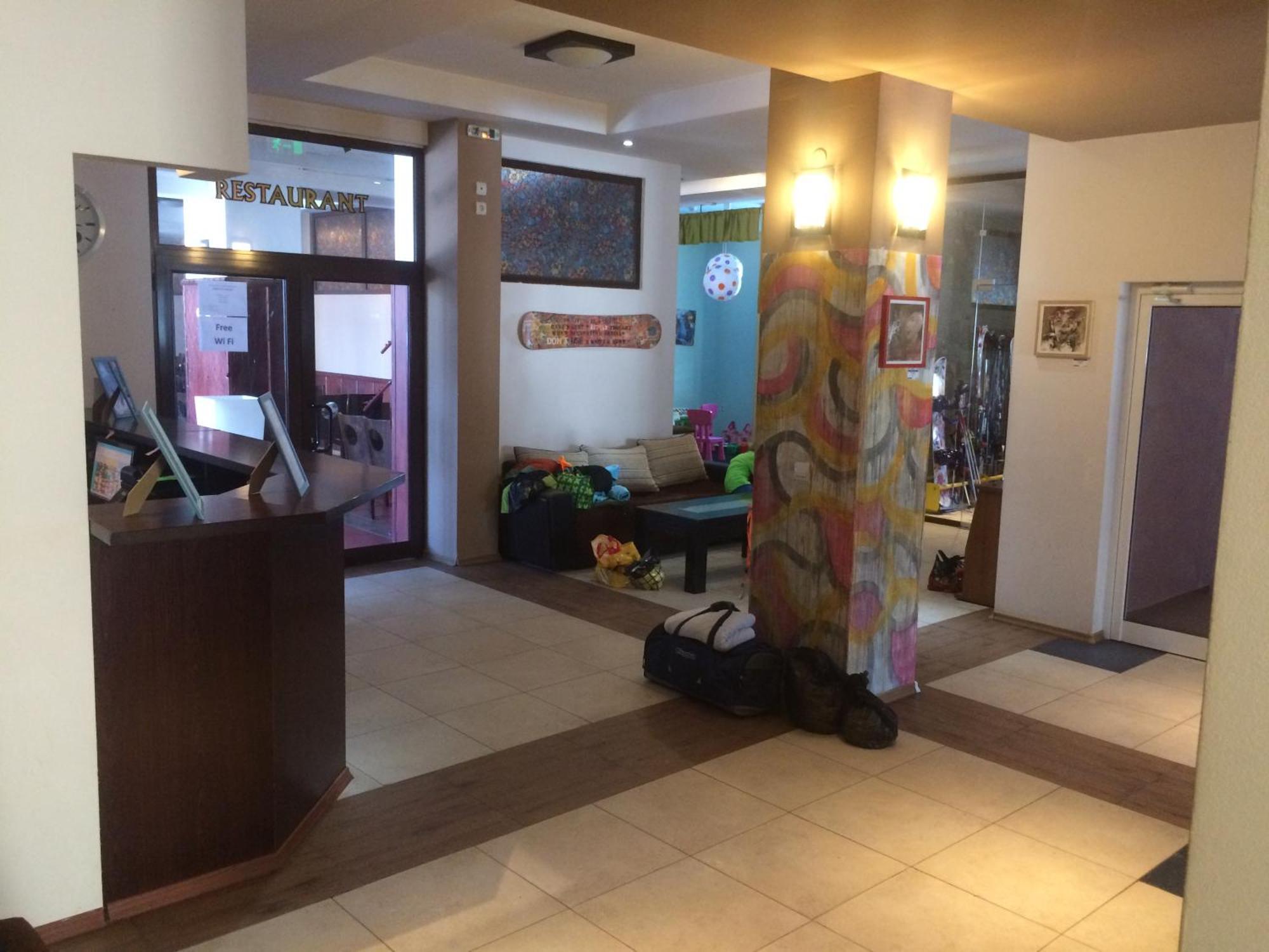 Stenata Huge Ski To Door Apartment Пампорово Екстериор снимка